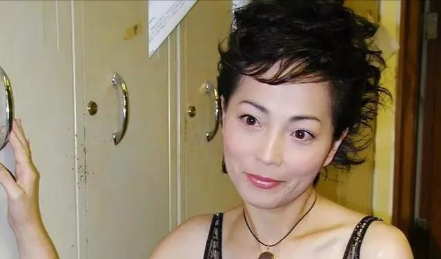 娱乐圈男星被潜图片_娱乐圈潜规则 内幕曝光 娱乐圈黑暗面