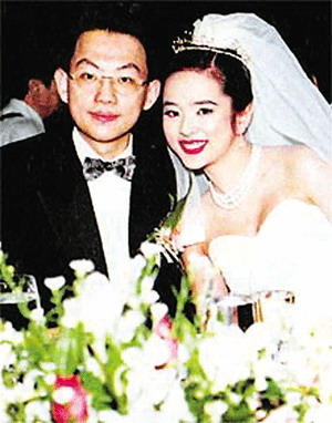 强入女明星_女明星豪门婚姻幸福吗_女明星嫁入豪门经历