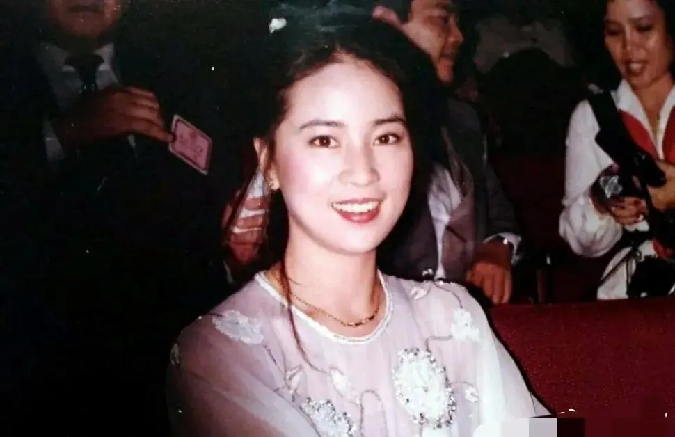 文章出轨事件_娱乐圈出轨的男人_陈赫出轨事件