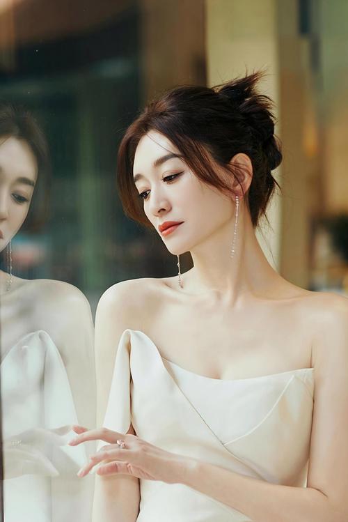 娱乐圈李小冉小说_李小冉白t_娱乐圈最白是李小冉吗