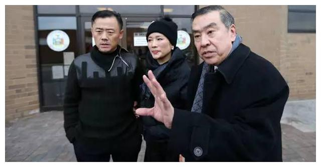 四位备受争议的主持人，第一位娘气十足，她年轻靓丽却黑料不断！